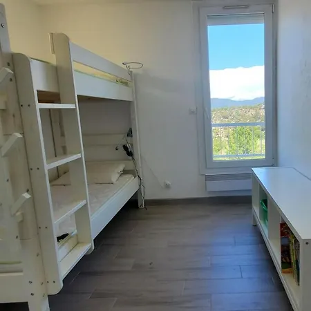 Spacious T4 With Sea And Esterel Views Saint-Raphaël