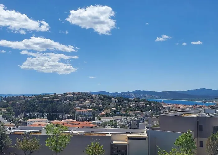 Spacious T4 With Sea And Esterel Views * Сен-Рафаель
